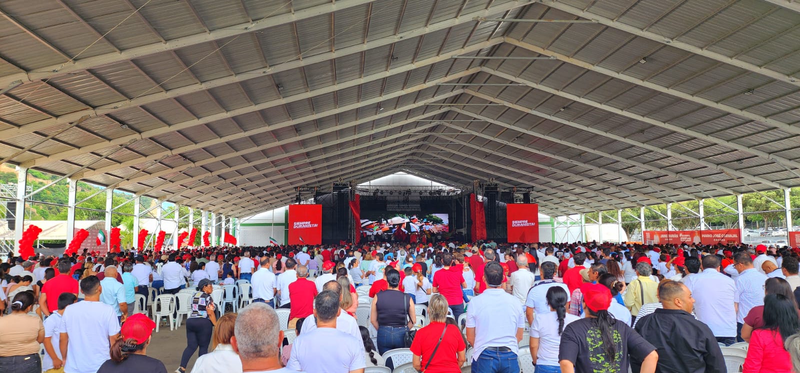 Mauricio Aguilar ratifica su apoyo a Jaime Durán en medio de multitudinaria concentración en Cenfer